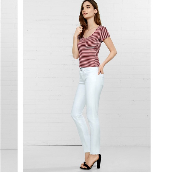 EXPRESS WHITE MIDRISE RAW HEM CROPPED JEANS - Picture 4 of 8